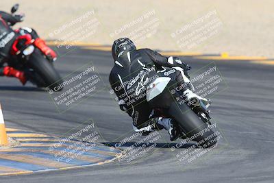 media/Dec-05-2024-Racers Edge (Thu) [[e102e0690b]]/3-B Group/Session 1 Turn 8 Backside/